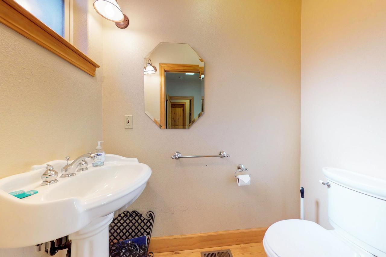 New England Cottage Shaver Lake Bagian luar foto